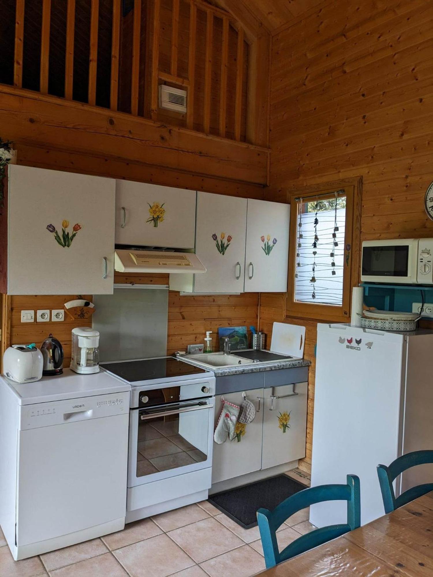 Les Chalets De La Vigne Grande 圣弗洛雷 外观 照片