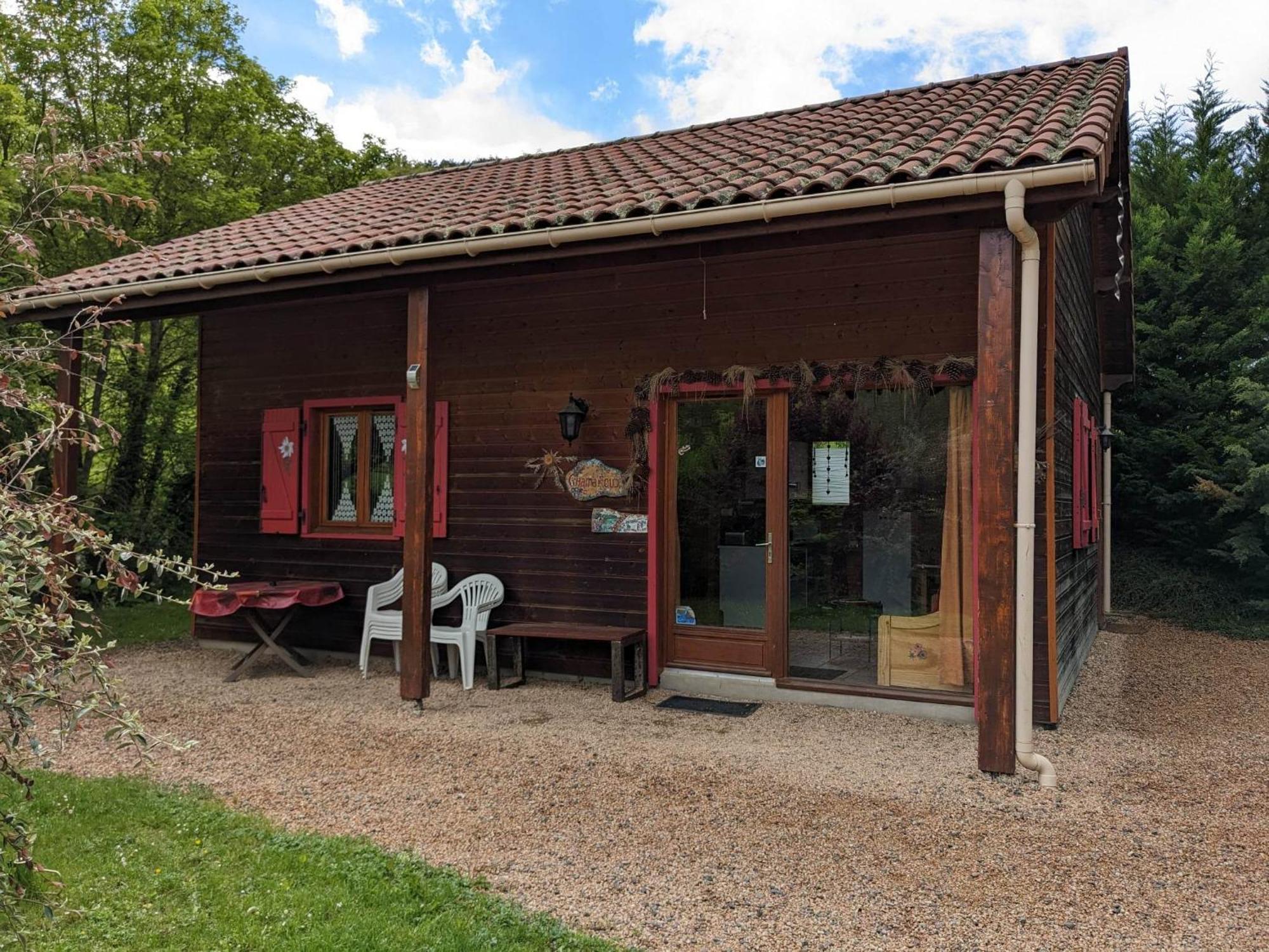 Les Chalets De La Vigne Grande 圣弗洛雷 外观 照片